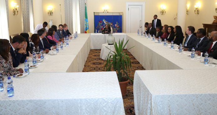 president-with-us-chamber-delegation